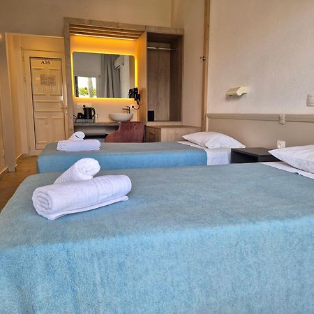 Morfeas Hotel Kávos Екстериор снимка