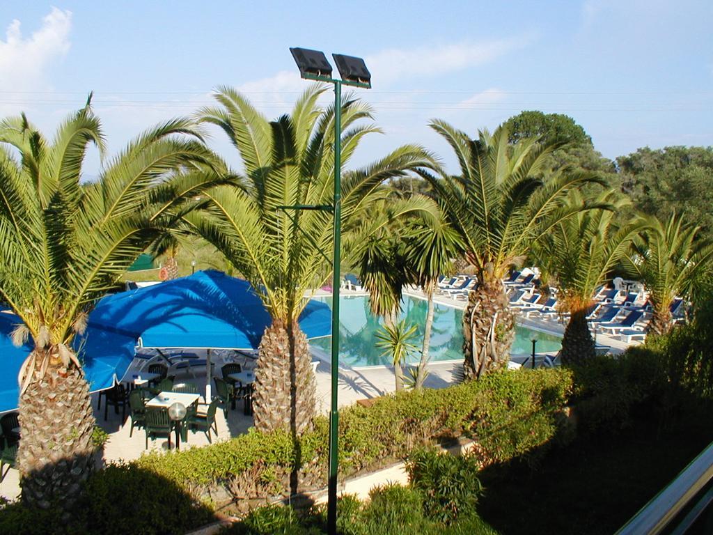 Morfeas Hotel Kávos Екстериор снимка