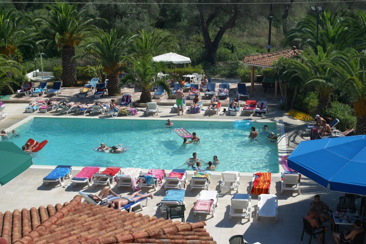 Morfeas Hotel Kávos Екстериор снимка